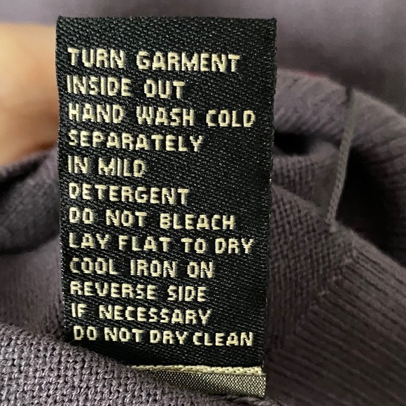 Diane Gilman Purple Fringe Turtleneck Sweater NWT - Picture 2 of 9